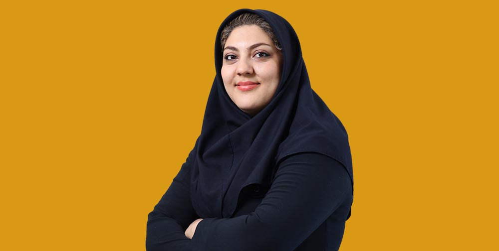 خانم علویان